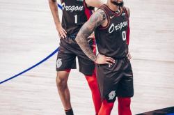 关于太阳惊艳表现！西蒙斯和艾顿携手带队逆袭的信息