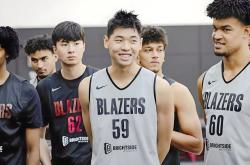 关于亚洲队球员努力奋斗，国际篮球挑战赛场连连取胜的信息