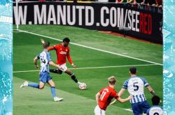 曼联后卫漏防失球，遭遇惨败