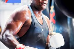 印度选手在拳击比赛中遭遇失败