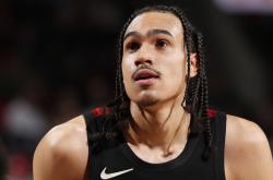 火箭客场犹他无力回天，小刺客得分高效的简单介绍