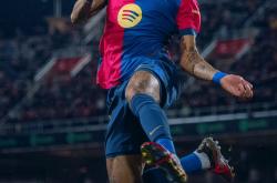 巴塞罗那迎战瓦伦西亚，豪门对决