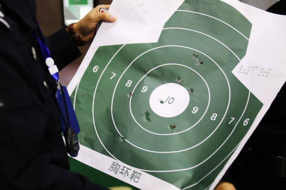 新晋射手王应战，双方展开激烈角逐！