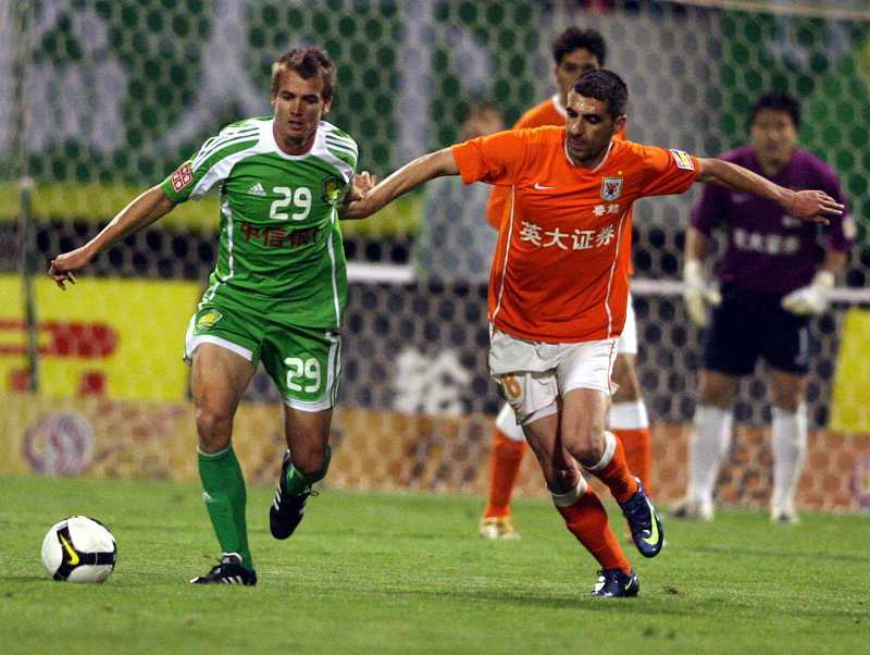 沙尔克主场憾负云达不莱梅，积分再度滑落的简单介绍