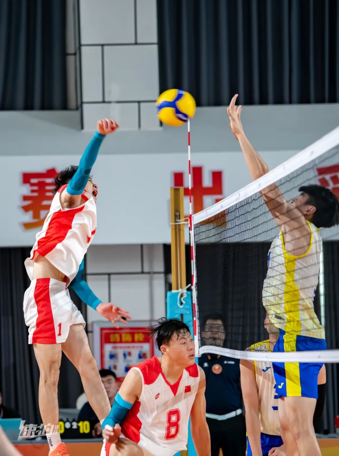 关于精彩瞬间回放，全方位呈现比赛精彩的信息