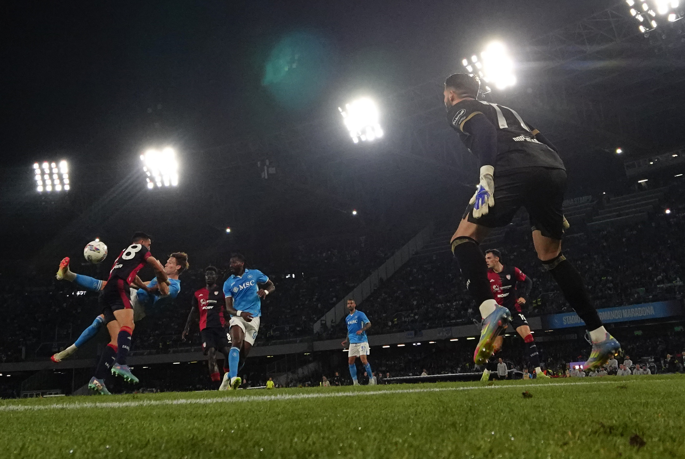 赛季首胜！球队终于打破不利纪录