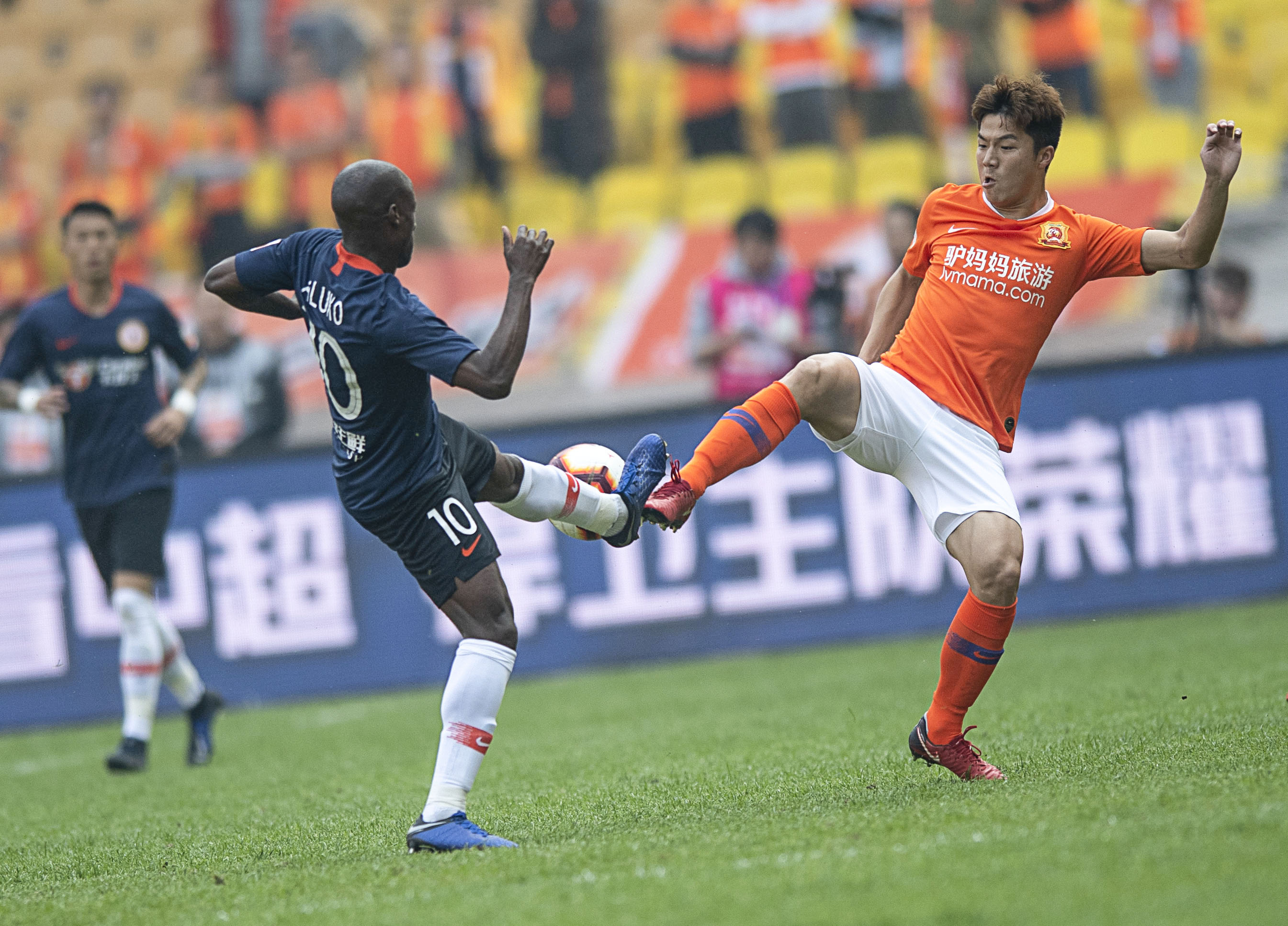 关于武汉卓尔主场表现抢眼，继续向前的信息