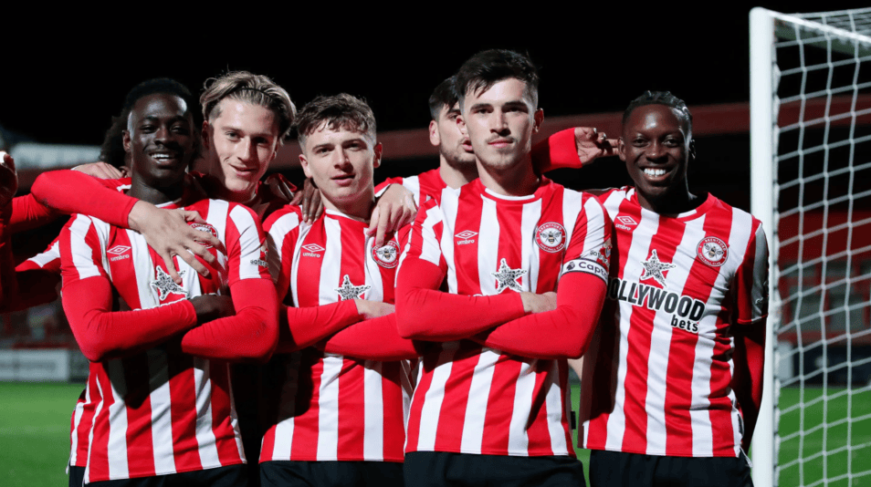 关于伯恩茅斯足球队在比赛中取得胜利的信息